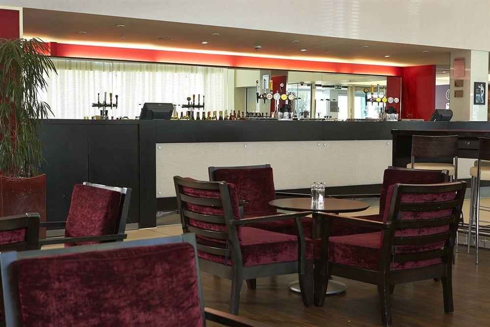 Courtyard By Marriott London Gatwick Airport Hotel Crawley (West Sussex)